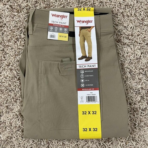 Wrangler Men’s Cargo Tech Pants Tan, Size 32x32 (New) - Picture 1 of 16
